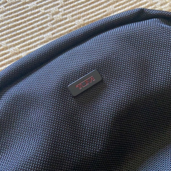 Tumi Toliery Case - Picture 8 of 12